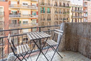 Piso  Avinguda de mistral. Oportunidad en l'esquerra de l'eixample