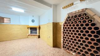 Maison jumelée à Préjano. Casa en prejano de 4 dormitorios