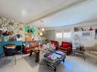 Haus in Arnedo. El capricho de gaudi