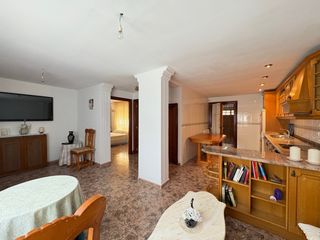 Casa adossada a Quel. Quel, unifamiliar adosado de 4 dormitorios