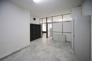 Location Bureau à Avenida de vigo 44. Oficina diáfana de 72 m2 y baño propio en la zona de la avenida