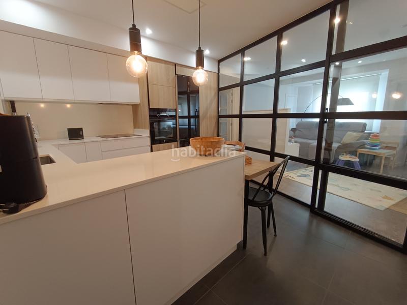 Foto ab8cf26f-f04c-45dd-aacc-41745c2a34f1. Appartamento con riscaldamento parcheggio in Zona de Plaza de Barcelos Pontevedra