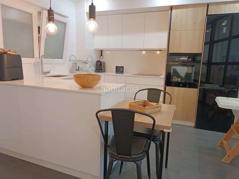 Foto c0209ad7-262e-4bad-8f4e-6e4676c0c348. Appartamento con riscaldamento parcheggio in Zona de Plaza de Barcelos Pontevedra
