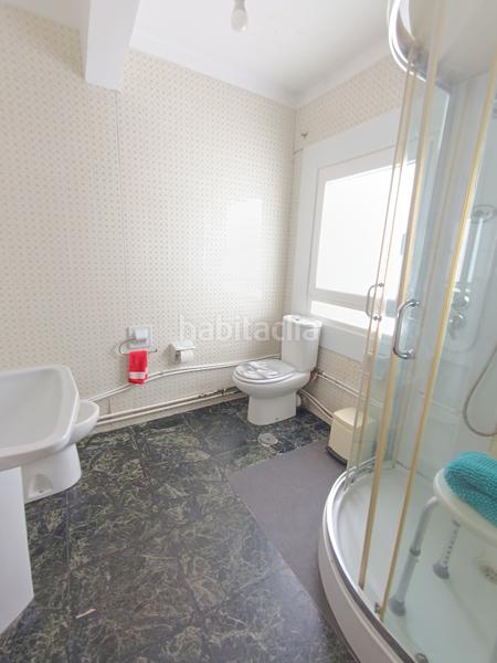 Foto aab92d61-42c9-4610-9431-8a1c11cee43e. Alquiler piso profesores o estudiantes!!! piso de 5 dormitorios en pleno centro de la ciudad en Pontevedra