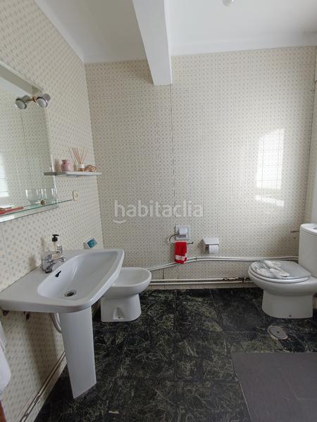Foto b8b402b5-ea3d-4683-bdc0-1d24dfa740c7. Alquiler piso profesores o estudiantes!!! piso de 5 dormitorios en pleno centro de la ciudad en Pontevedra