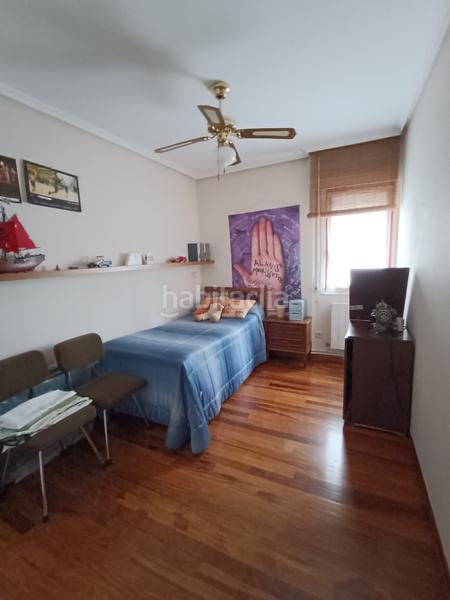 Foto e3a6cd32-c68b-4f2e-8734-49e76e6e1bff. Appartement avec cheminée chauffage parking dans Zona Fernández Labreda Pontevedra
