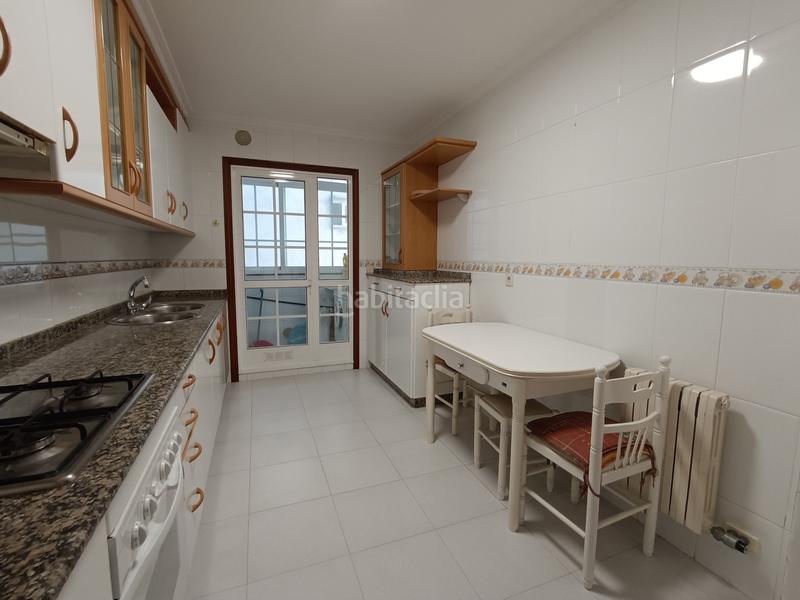 Foto b18a52de-7248-4273-a4e9-820caede1a24. Pis amb calefacció a Centro - Echegaray Pontevedra