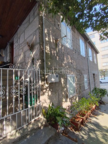 Foto bc071ea5-6e2c-4583-82b2-e89676f57d64. Casa amb aparcament a Centro - Echegaray Pontevedra