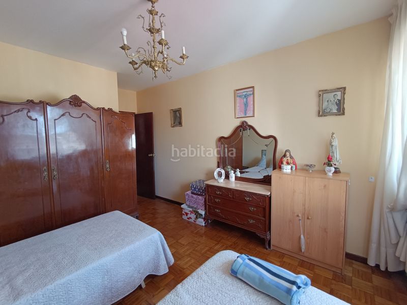 Foto bf8fbad2-c5ca-4e62-a5fc-bfd6e3a3c7fc. Pis amb calefacció a Centro - Echegaray Pontevedra
