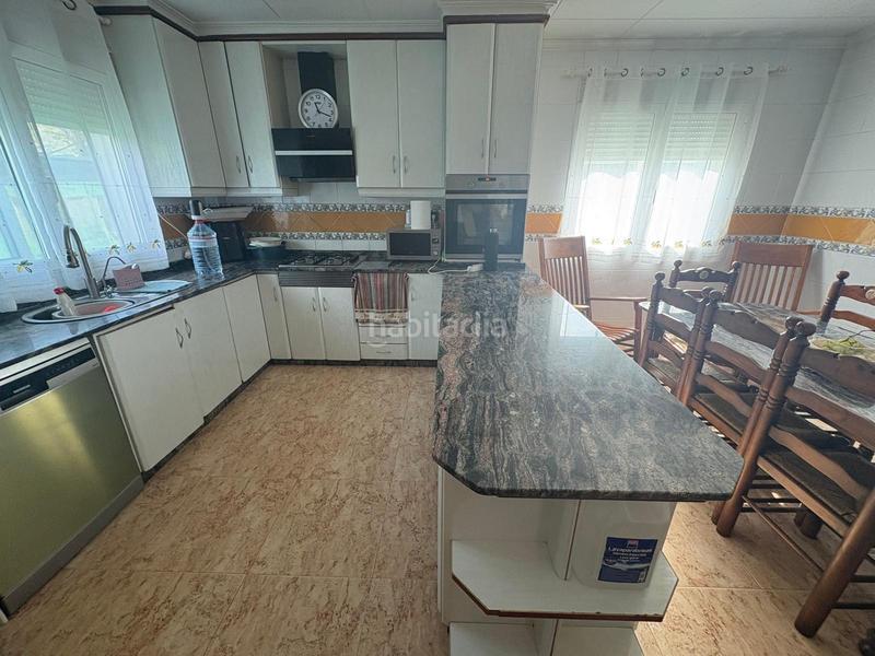 Foto 852a01bb-2be4-454a-b9a6-ab361ff511bc. Xalet amb piscina a Almansa