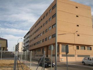 Location Parking voiture à Almansa