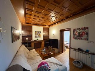 Appartement  Calle san antonio 77. Planta baja con patio