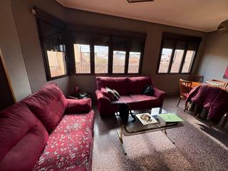 Appartement à Almansa. Piso muy centrico en muy buen estado