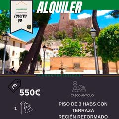 Affitto Appartamento in Almansa. Amplio piso en alquiler con terraza en el casco antiguo de alman