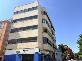 Flat in Almansa. Amplio y luminoso piso en san roque, almansa por 115,000