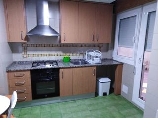 Rent Flat in Almansa. Piso en el centro