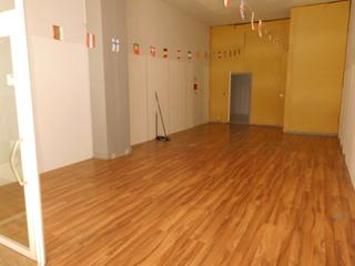 Local Comercial a Almansa. Local reformado