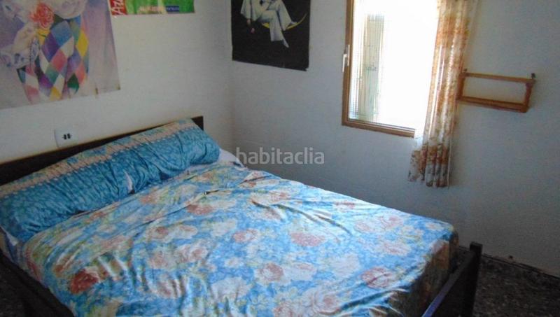 Foto 8f5ddcb8-867d-441f-9696-8e4fd9762cba. Chalet  economico en Almansa