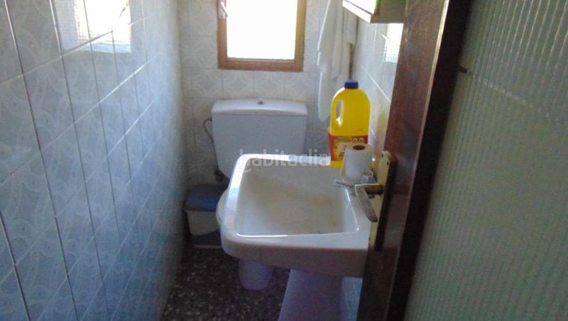Foto f23f97ca-e8be-4547-806f-cb91bb6cd683. Chalet  economico en Almansa
