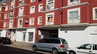 Aparcament cotxe a Almansa