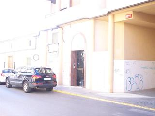 Rent Business premise in Almansa. Local en buen estado
