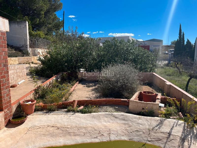 Foto 5b1c784a-5d46-4305-a56a-a8b879583e78. Chalet mit parking in Font de la Figuera (la)