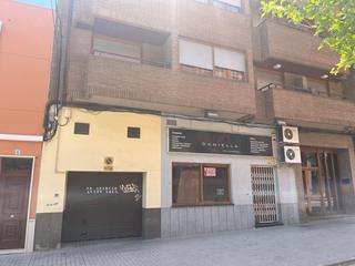 Location Local commercial à Almansa. Local céntrico. mas de 350m2