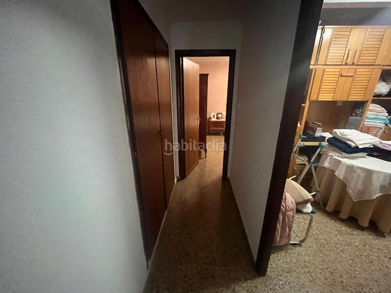 Foto 45ef13c7-cb2c-44af-b0ba-b8c8198b8b03. Piso  céntrico semireformado. garaje incluido. 3 habitaciones 2 baños en Almansa