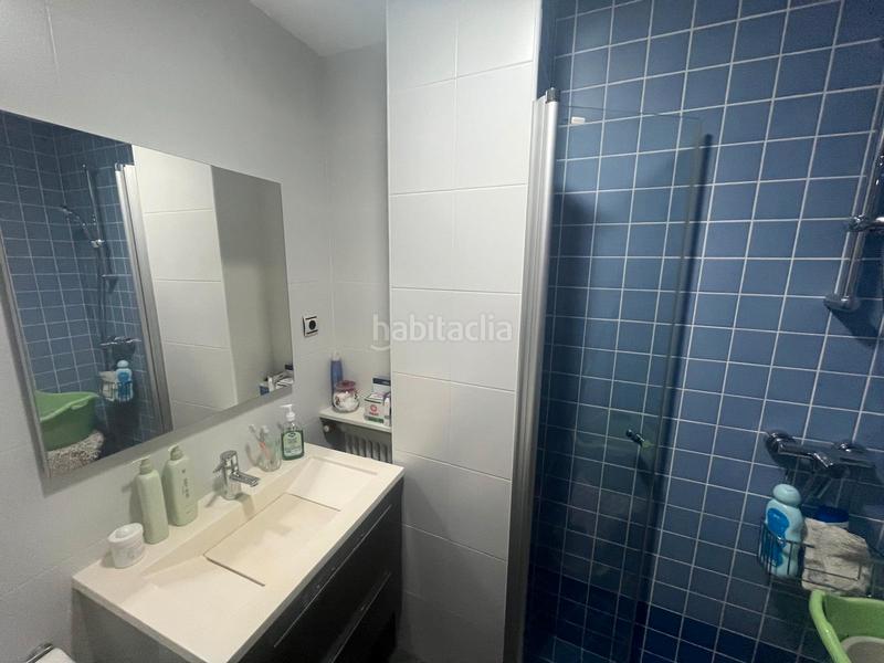 Foto 5febbb95-daf6-49b5-8459-5cc58f898ca0. Piso  céntrico semireformado. garaje incluido. 3 habitaciones 2 baños en Almansa