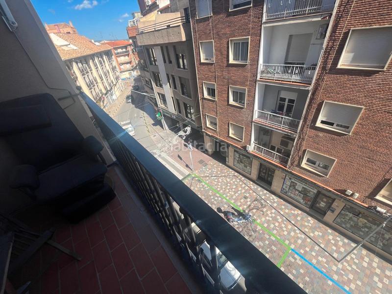 Foto 78e54754-f8e3-4b7d-9948-9dcf18dd54c9. Piso  céntrico semireformado. garaje incluido. 3 habitaciones 2 baños en Almansa