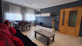 Pis a Almansa. Piso zona sup ii , 3 habitaciones y dos baños. ideal familias