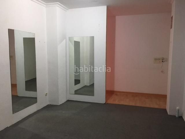 Foto 7c1e8534-ab2f-424b-8ea9-142a25c9dc2d. Location local commercial dans Almansa