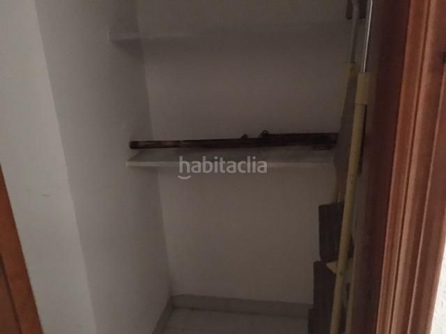 Foto f47f6c7e-5817-4123-9051-e6c4c581c8a8. Location local commercial dans Almansa