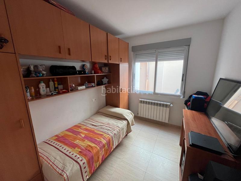 Foto b58dbece-f67c-43b8-9531-340231b3a8c1. Piso  en calle herminio almendros, piso perfecto para familias, con gran patio en Almansa