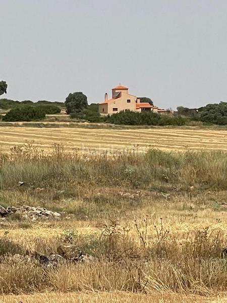 Foto 5884100b-2e8b-4198-ac35-61687f54af91. Masia amb calefacció a Almansa