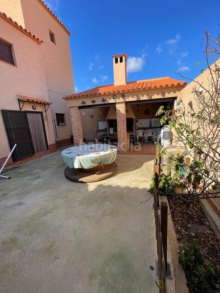 Foto bd5723f4-cff1-405b-b928-dc2ebb8183ed. Masia amb calefacció a Almansa