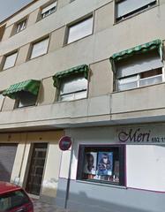 Appartement en Almansa. Piso cntrico con patio