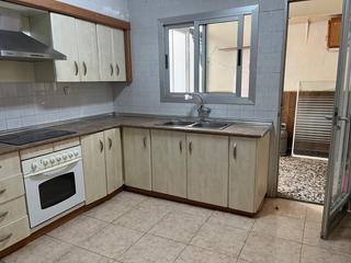 Affitto Appartamento in Almansa. Piso alquiler sin muebles barrio san isidro