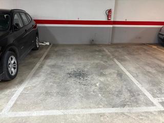 Rent Car parking in Almansa. Venta garaje calle san pascual