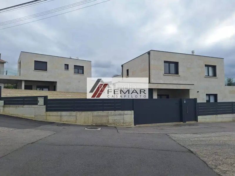 Foto 138e7c02-0dd5-489e-b854-de5e4a4162aa. Casa a A Salgueira - O Castaño Vigo
