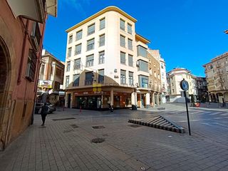 Locale commerciale in Nuestra Señora De Vico 2