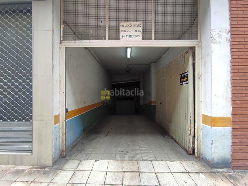 Foto 917125df-10da-44ed-8ade-edfb8b1d3222. Aparcament cotxe a gonzalo de berceo 6 a Arnedo