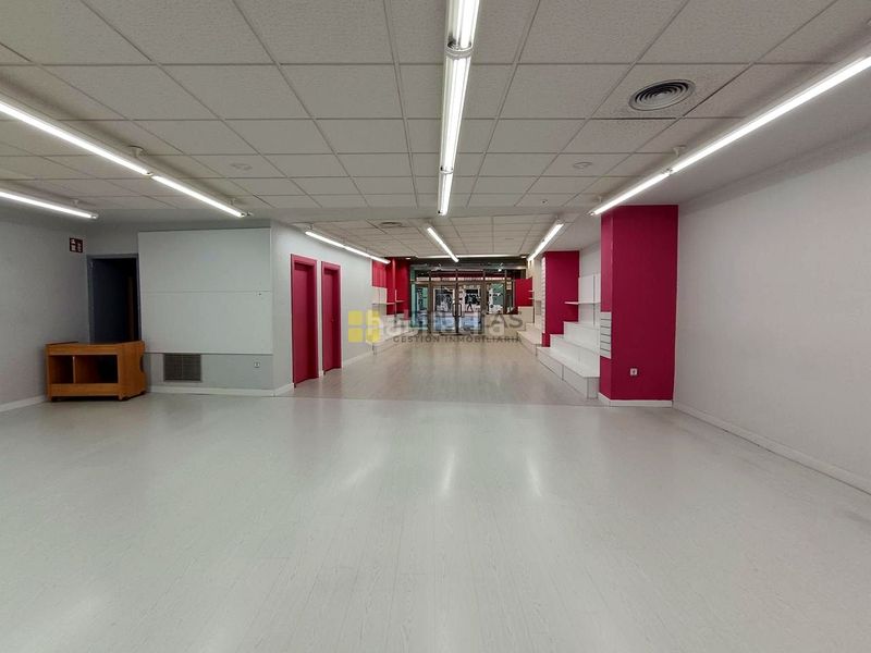 Foto 7be7998e-ee8e-4edc-b7e7-b546c29e804c. Rent business premise in calle juan carlos i 5 in Arnedo