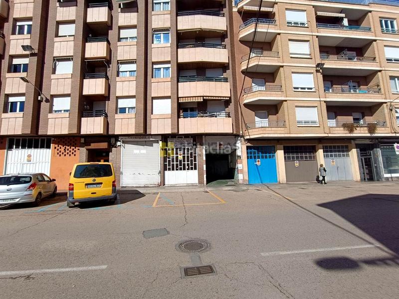 Foto ef86cea9-c55f-477e-8f3d-490d4b53f5cb. Aparcament cotxe a república argentina 15 a Arnedo