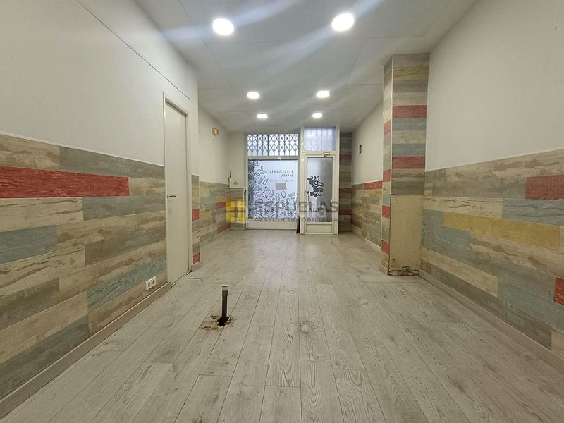 Foto f1399f69-2101-481b-adea-bc74ac8adb4b. Rent business premise in de benidorm 25 in Arnedo
