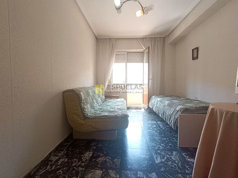 Foto 7535d839-05fb-4669-b13c-5e76cba0cd7a. Piso en república argentina 11 en Arnedo