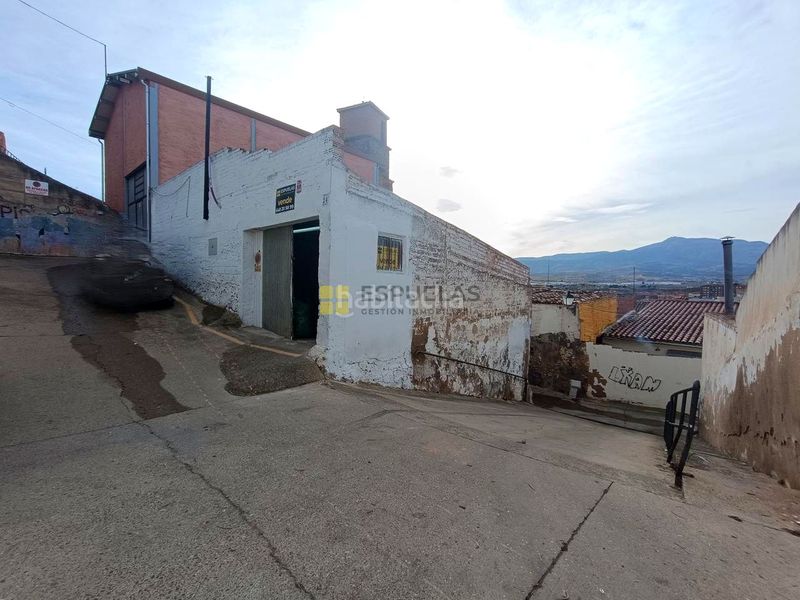 Foto bc0ed660-2f3c-4e72-be40-30f503b1563a. Locale commerciale in moros 24 in Arnedo