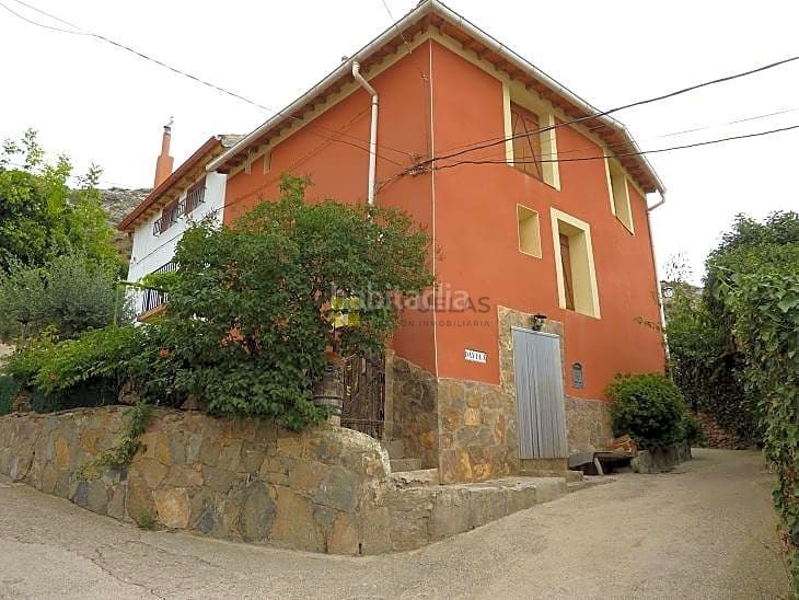 Foto 86818d47-b387-4b45-9381-66232918594a. Casa a Muro de Aguas
