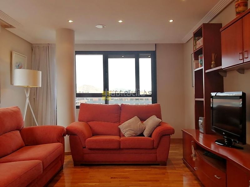Foto 4d80b45f-8d14-4de7-b810-e74e770d7092. Apartment in miguel hernández 12 in Arnedo