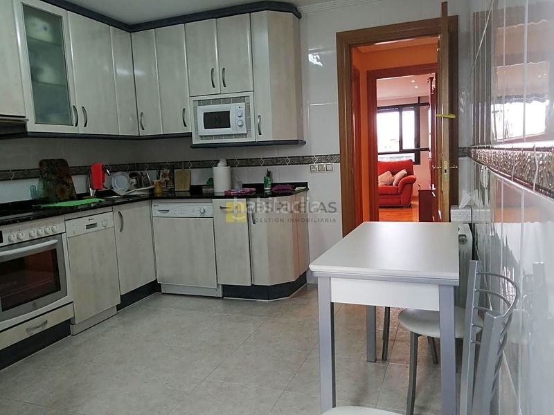 Foto ef1942e5-5c1c-4250-8d87-d54ed62c0878. Apartment in miguel hernández 12 in Arnedo